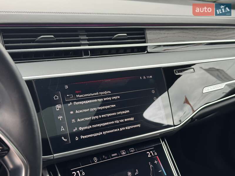 Седан Audi A8 2021 в Киеве