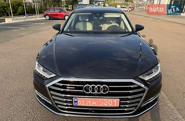 Седан Audi A8 2019 в 