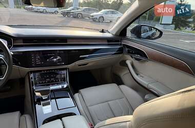 Седан Audi A8 2019 в 