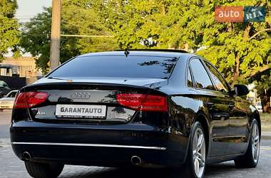 Седан Audi A8 2010 в 