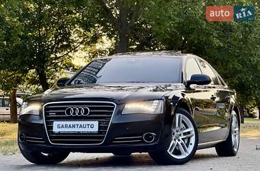 Седан Audi A8 2010 в Одесі