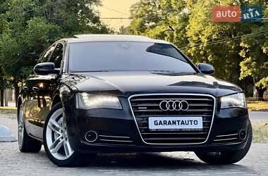 Седан Audi A8 2010 в 