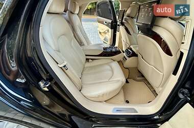 Седан Audi A8 2010 в 