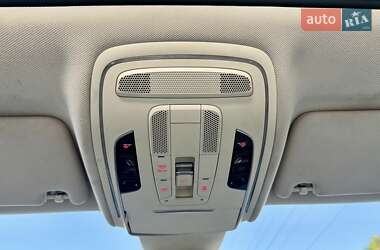 Седан Audi A8 2010 в 