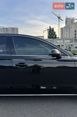Седан Audi A8 2013 в 