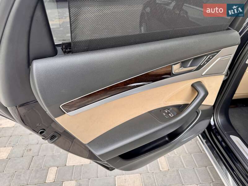 Седан Audi A8 2011 в Одессе