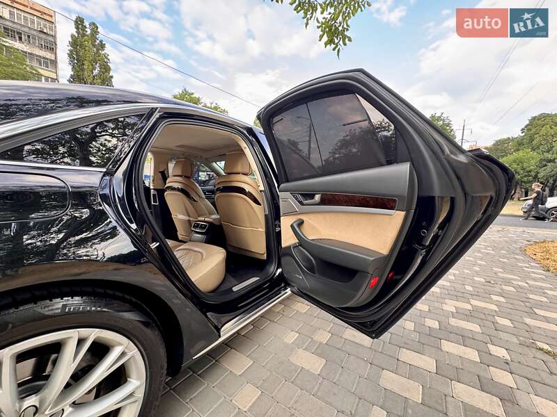 Седан Audi A8 2011 в Одессе