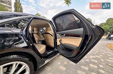 Седан Audi A8 2011 в 