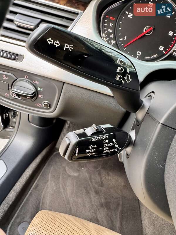 Седан Audi A8 2011 в Одессе