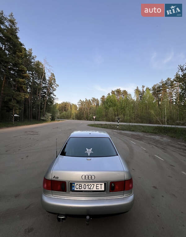 Седан Audi A8 2001 в Борзні