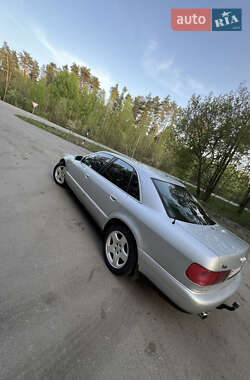Седан Audi A8 2001 в 