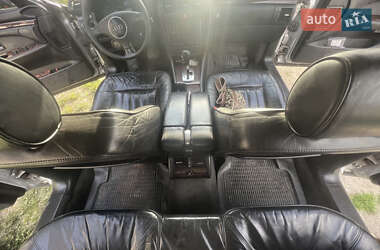 Седан Audi A8 2001 в 