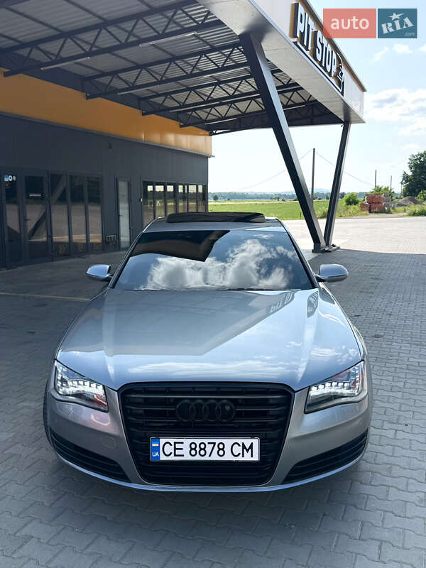 Седан Audi A8 2011 в Черновцах