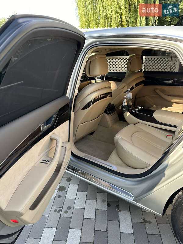 Седан Audi A8 2014 в Киеве