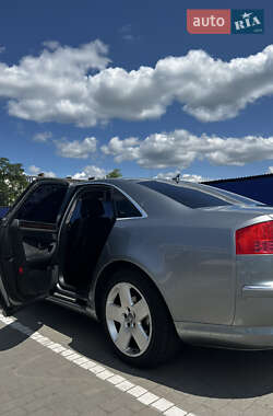 Седан Audi A8 2006 в 