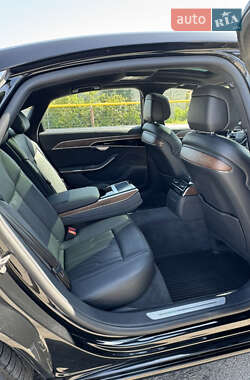 Седан Audi A8 2021 в 