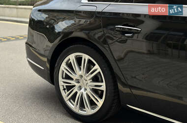 Седан Audi A8 2017 в 
