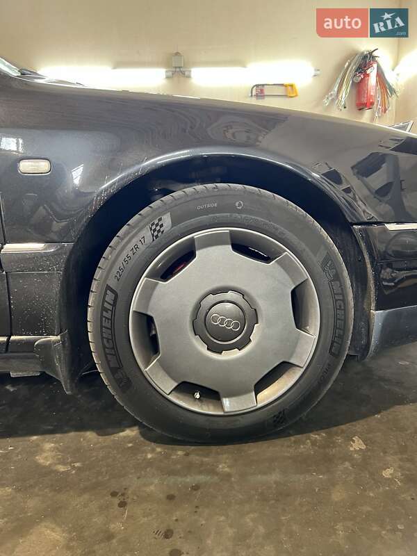 Седан Audi A8 2001 в Одесі