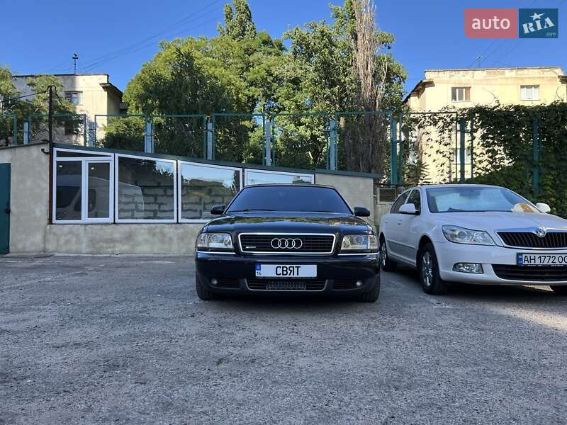 Седан Audi A8 2001 в Одесі