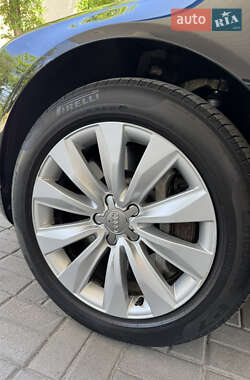 Седан Audi A8 2005 в 