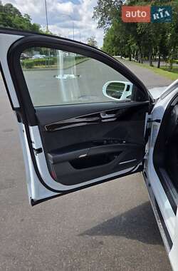 Седан Audi A8 2014 в 