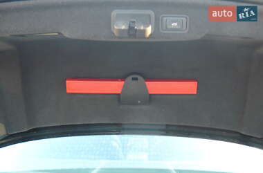 Седан Audi A8 2013 в 