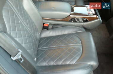 Седан Audi A8 2013 в 