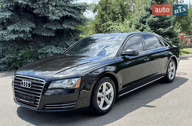 Седан Audi A8 2013 в 