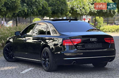 Седан Audi A8 2013 в 