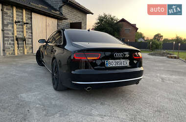 Седан Audi A8 2011 в 