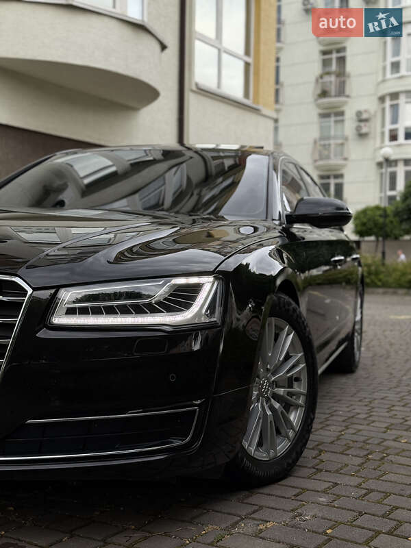 Седан Audi A8 2017 в Івано-Франківську