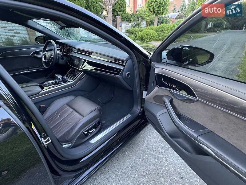 Седан Audi A8 2019 в Києві