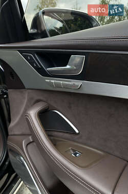 Седан Audi A8 2012 в 