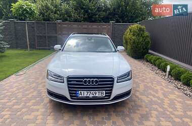 Седан Audi A8 2015 в 
