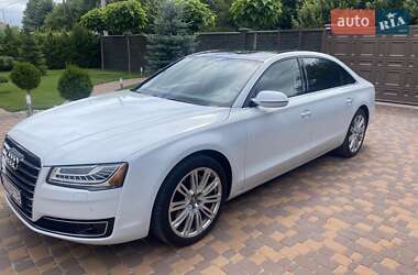 Седан Audi A8 2015 в 