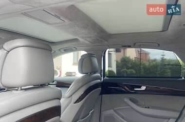 Седан Audi A8 2015 в 