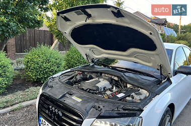 Седан Audi A8 2011 в 