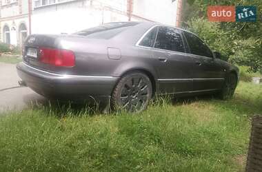 Седан Audi A8 2000 в 