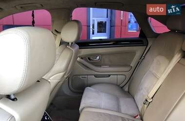 Седан Audi A8 2003 в 