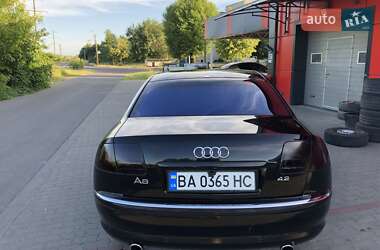 Седан Audi A8 2003 в 