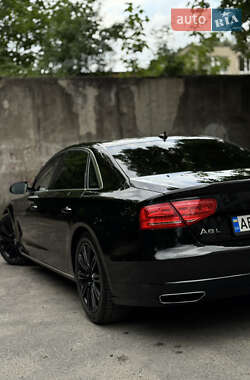 Седан Audi A8 2013 в 