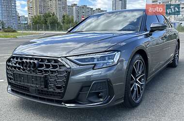 Седан Audi A8 2025 в 