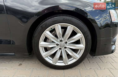 Седан Audi A8 2017 в 