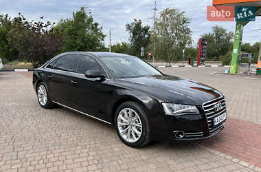 Седан Audi A8 2011 в 