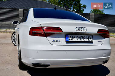 Седан Audi A8 2016 в 