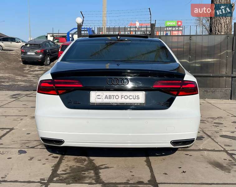 Седан Audi A8 2017 в Києві