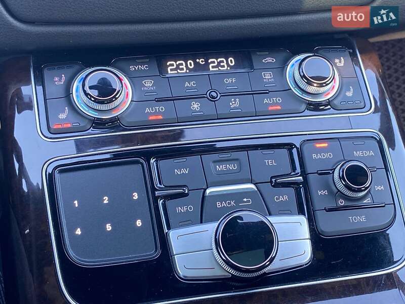 Седан Audi A8 2017 в Києві