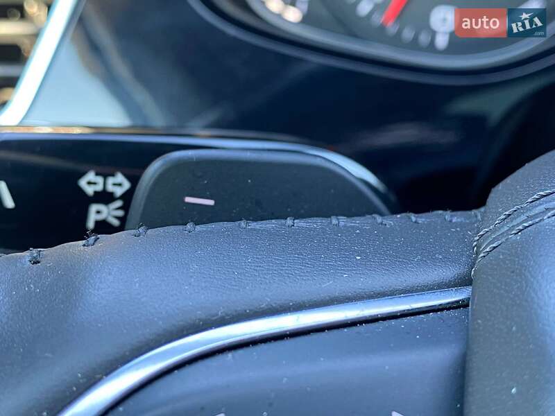 Седан Audi A8 2017 в Києві