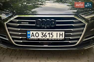 Седан Audi A8 2018 в 