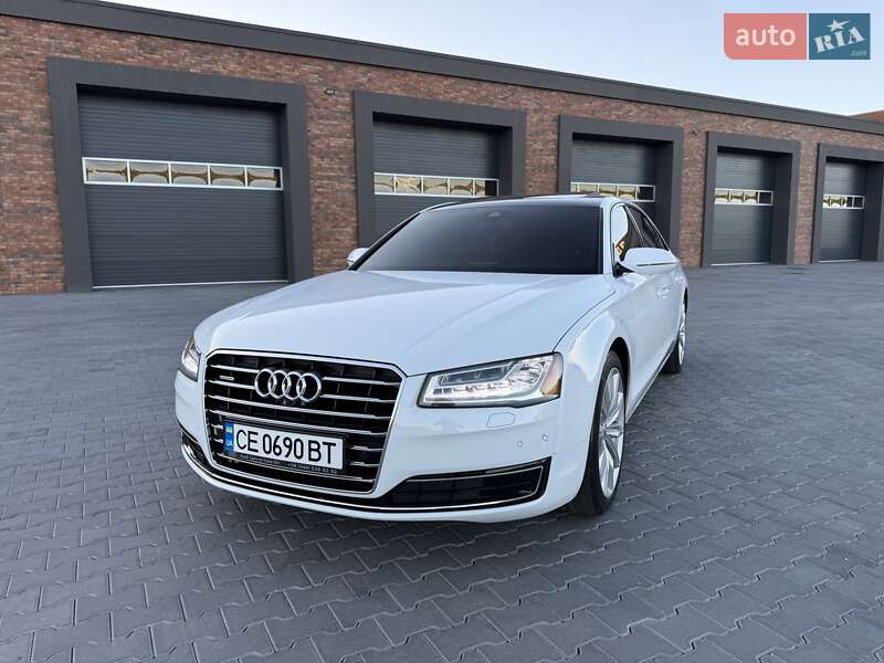 Седан Audi A8 2015 в Черновцах